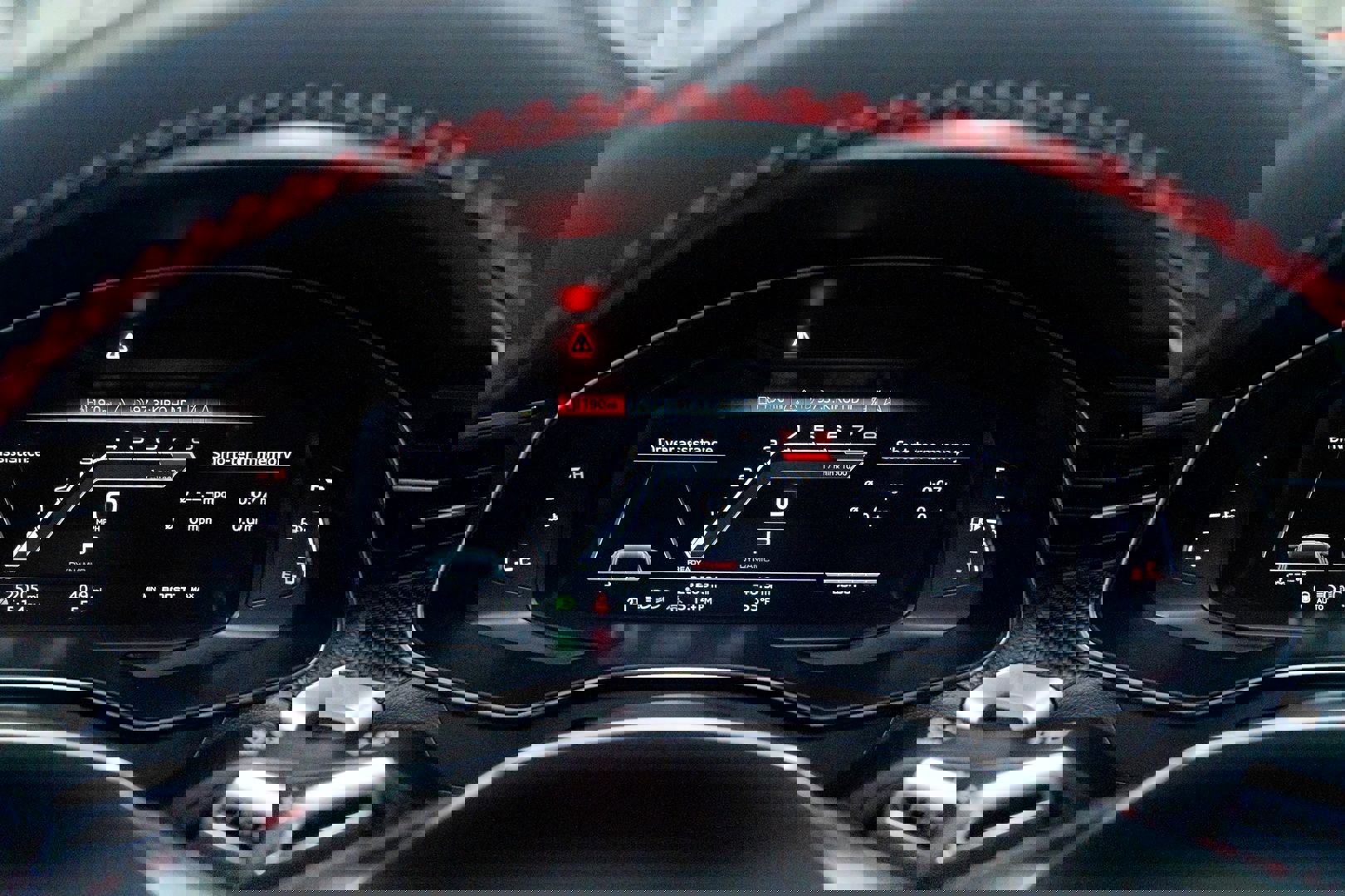 Used 2021 Audi RS 6 w/ Executive Package image 46