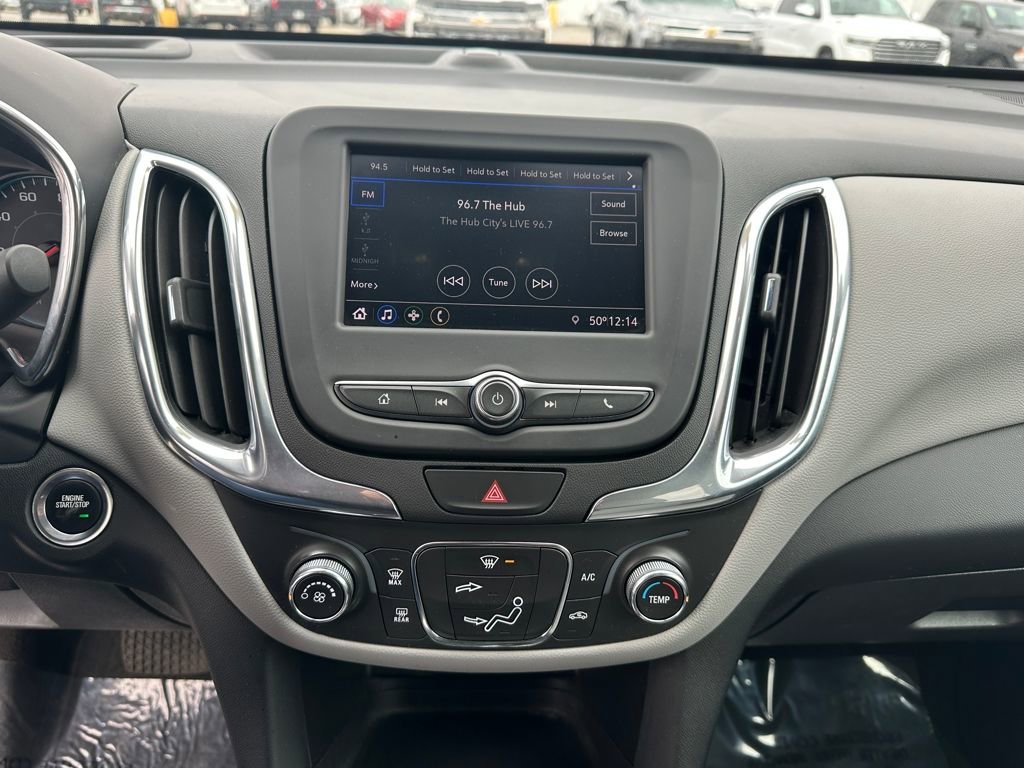 Used 2021 Chevrolet Equinox LS w/ LS Convenience Package image 18