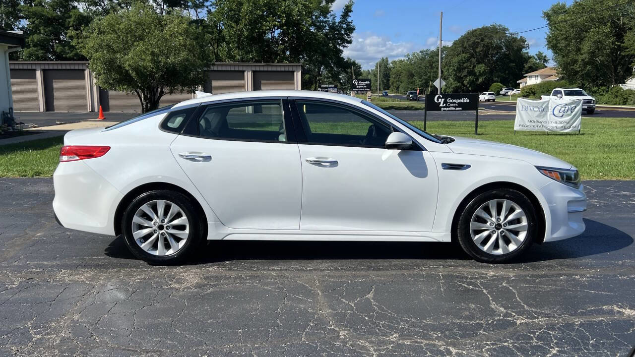 Used 2016 Kia Optima EX image 6