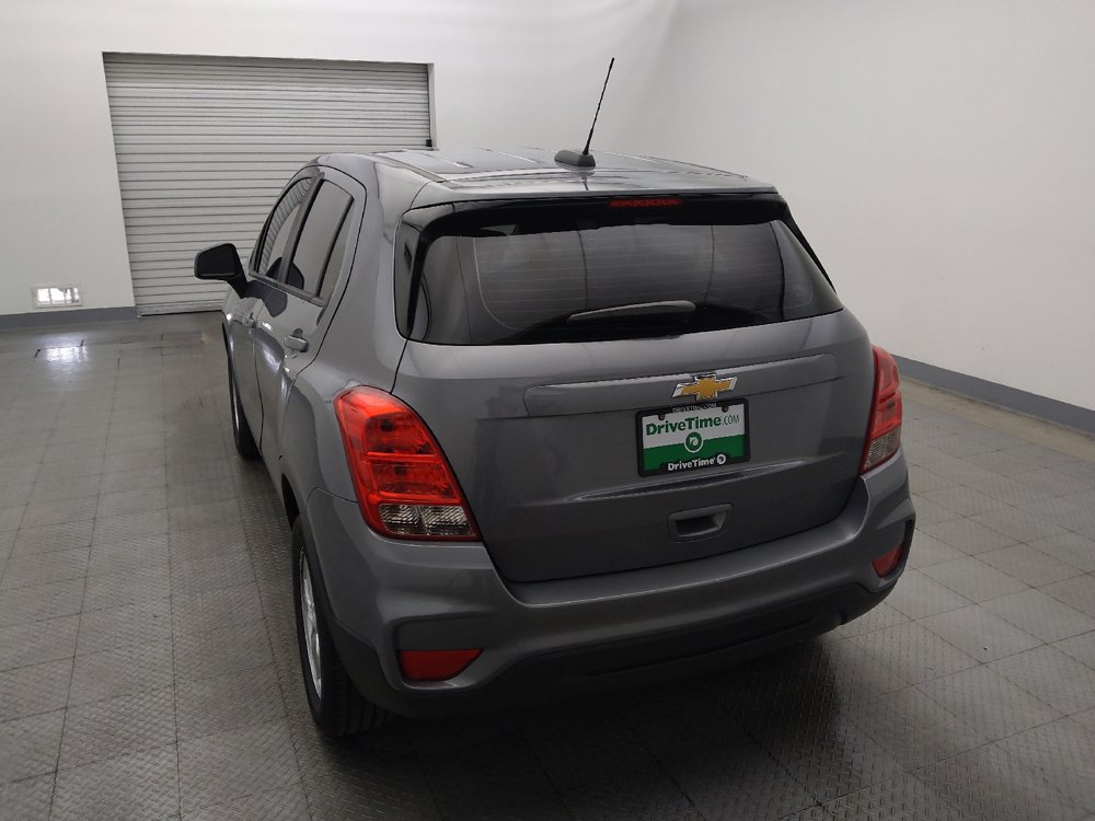 Used 2020 Chevrolet Trax LS FWD image 6