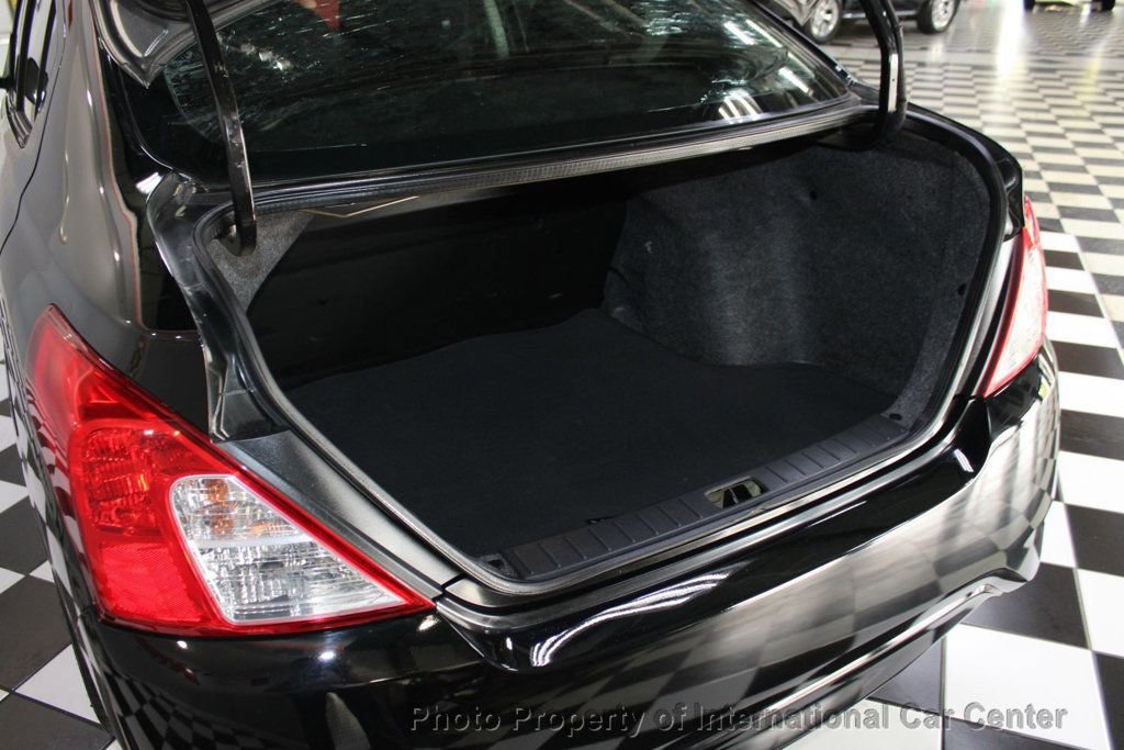 Used 2018 Nissan Versa S Plus image 21