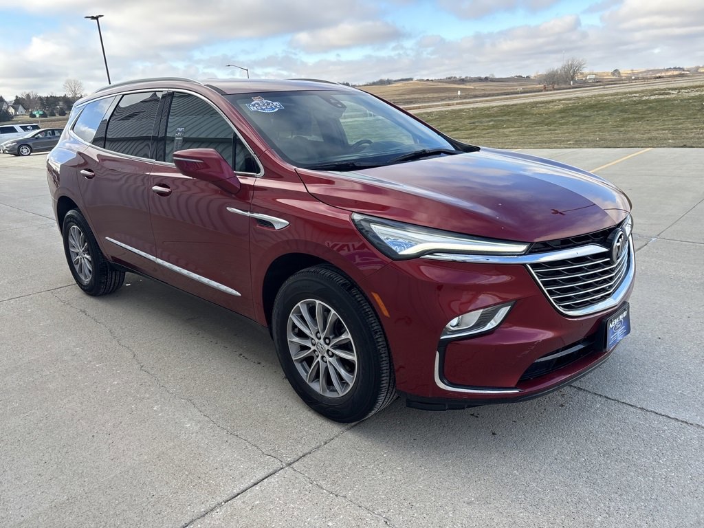 Used 2024 Buick Enclave Premium video 3