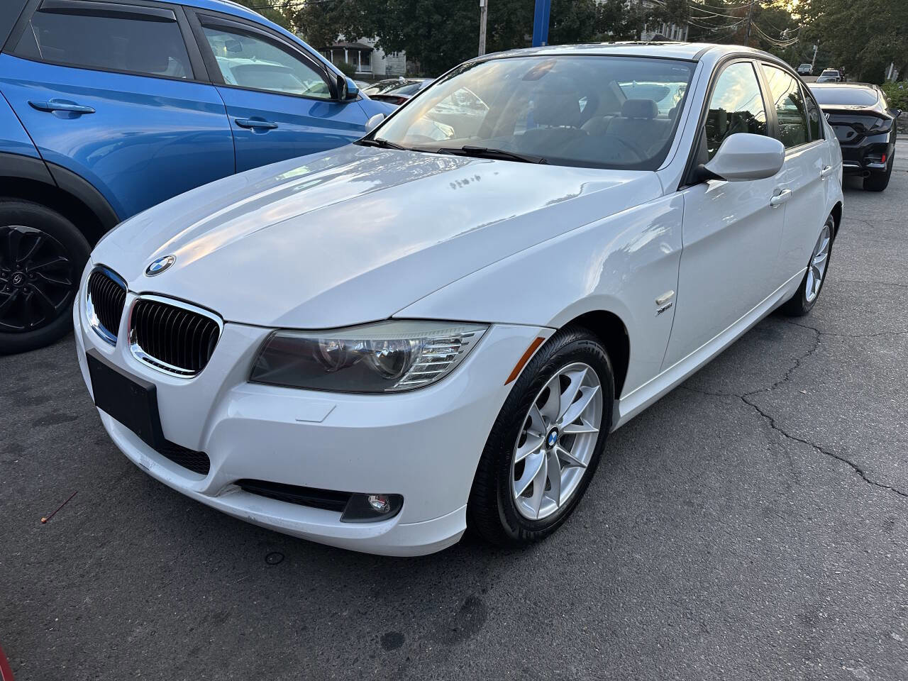 Used 2010 BMW 328i xDrive Sedan image 2