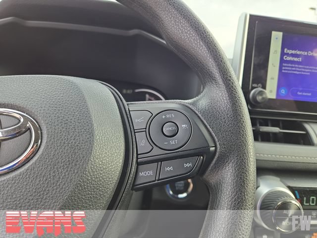 Used 2025 Toyota RAV4 XLE AWD/4WD image 14