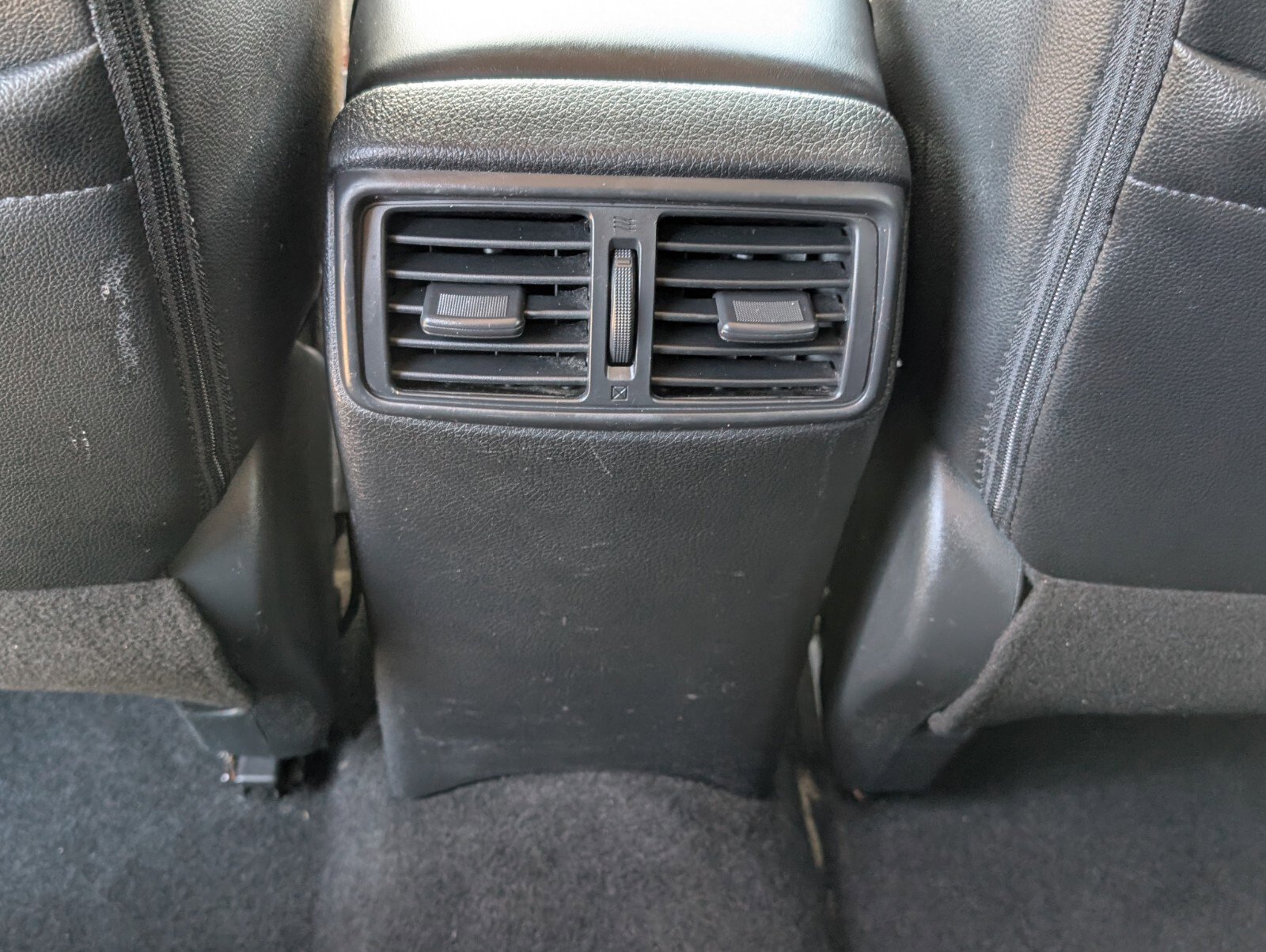 Used 2019 Nissan Rogue SL image 14