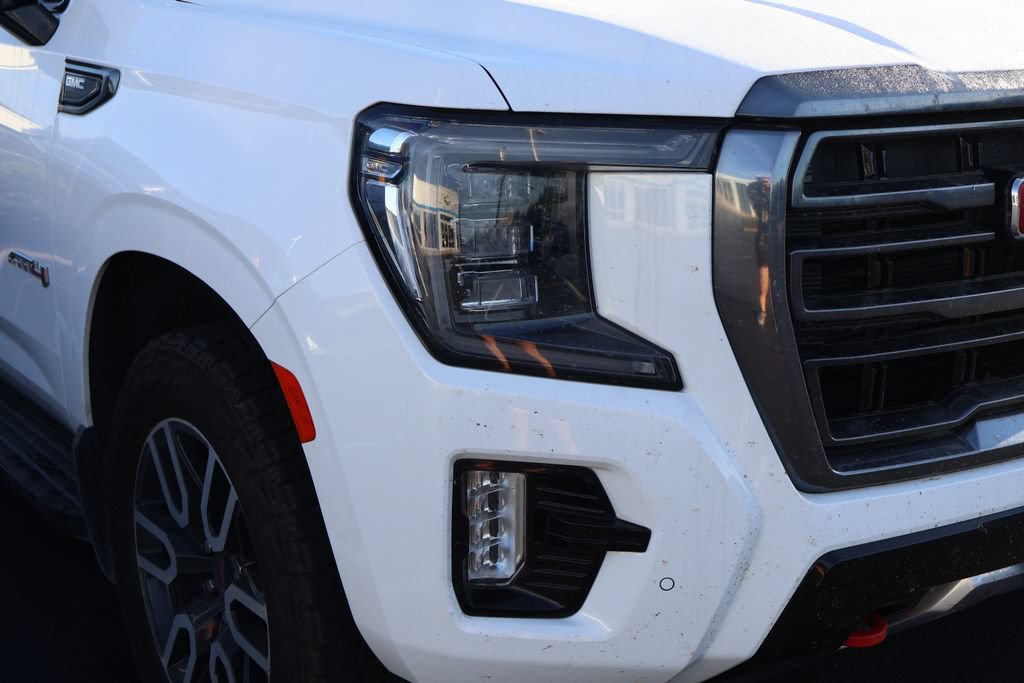 Used 2023 GMC Yukon XL AT4 w/ LPO, Floor Liner Package AWD/4WD image 4