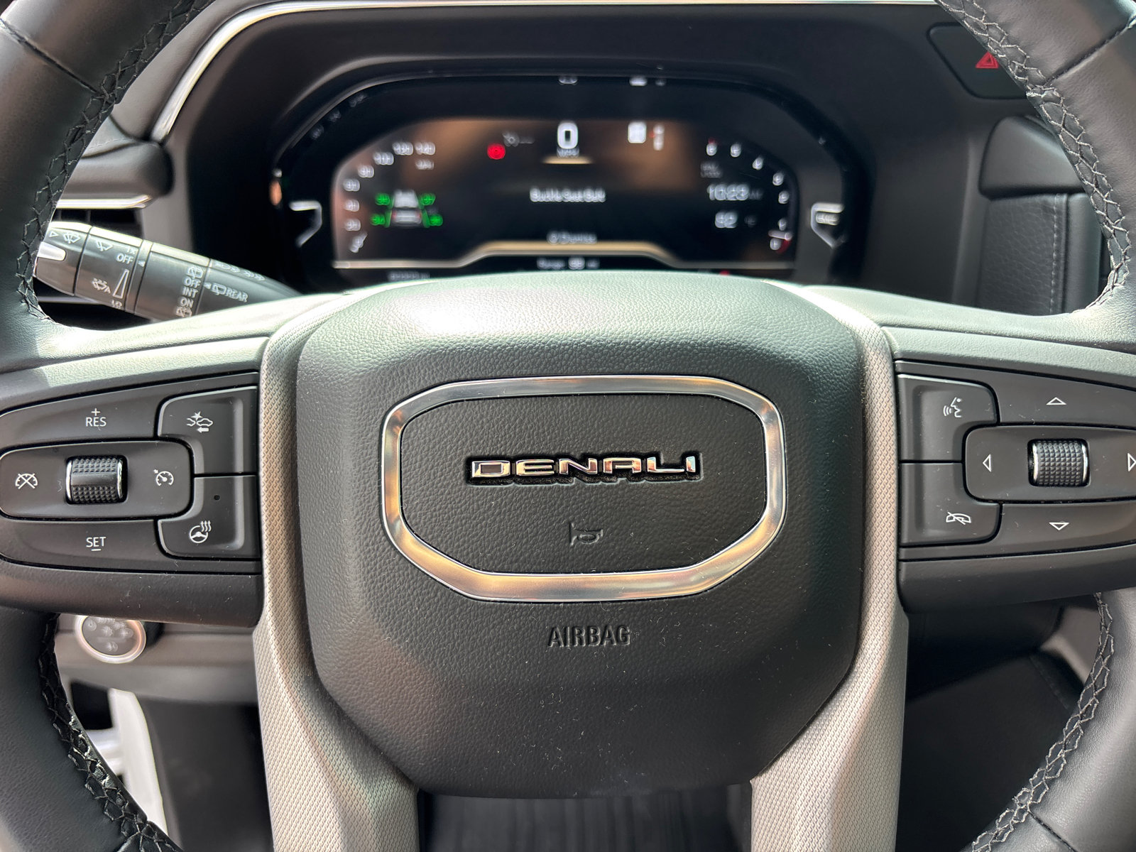 Used 2023 GMC Yukon Denali w/ Max Trailering Package AWD/4WD image 16