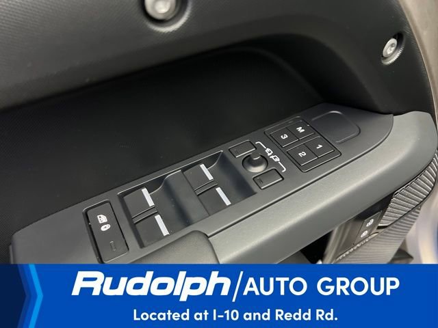 Used 2023 Land Rover Defender 110 X image 14