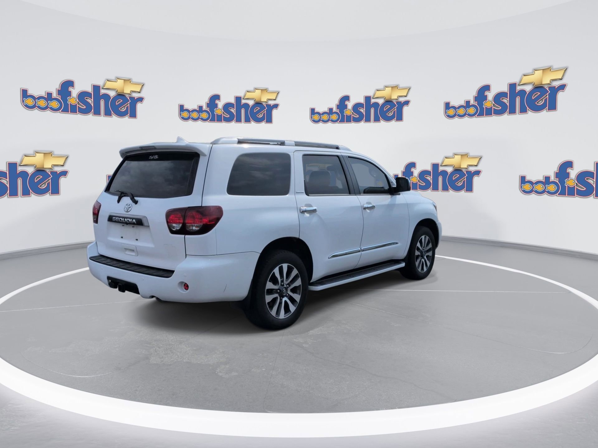 Used 2021 Toyota Sequoia Limited w/ Safety & Convenience Package AWD/4WD image 8