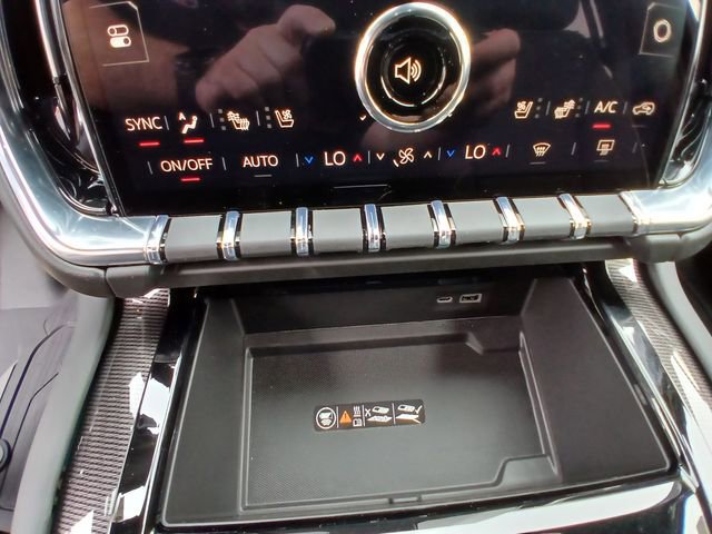 New 2026 GMC Yukon XL Elevation w/ Elevation Premium Package AWD/4WD image 39