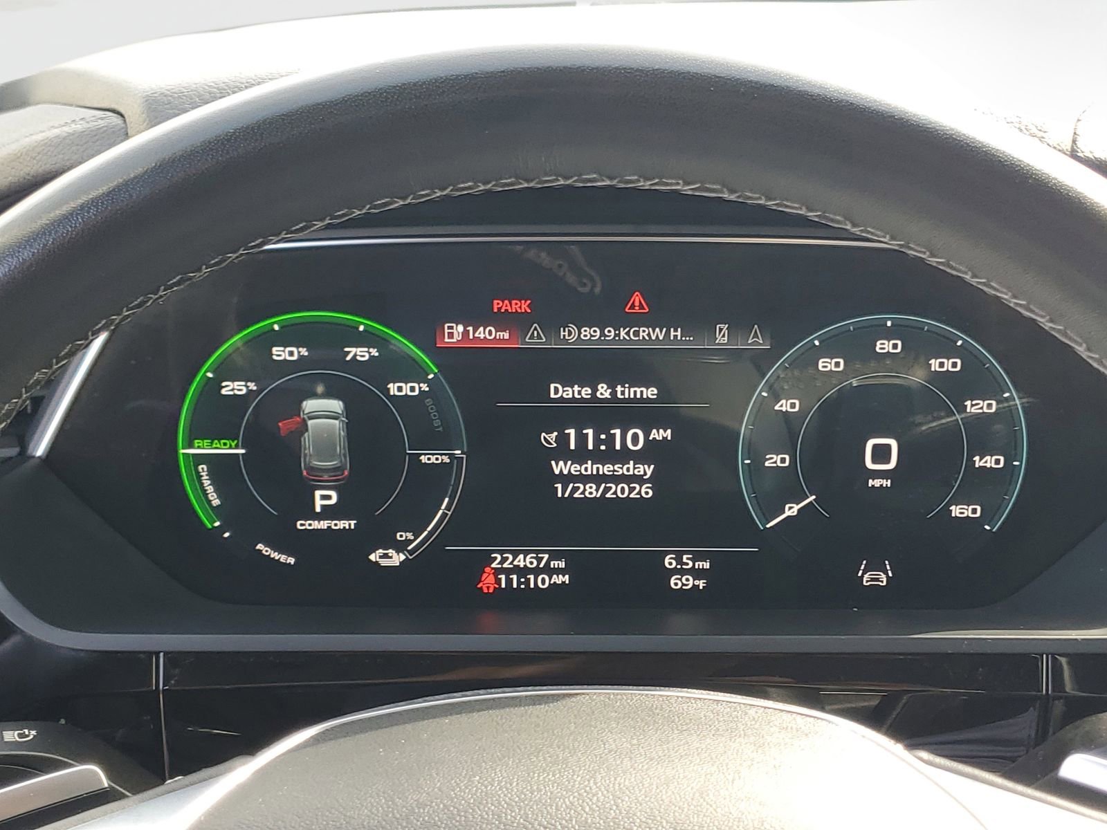 Used 2023 Audi e-tron Premium Plus w/ Premium Plus Package image 27