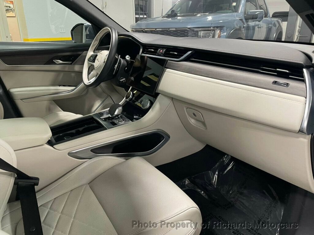 Used 2021 Jaguar F-PACE S AWD/4WD image 26