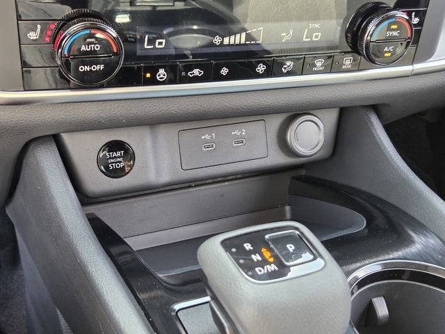 Used 2026 Nissan Rogue SV w/ Cold Weather Package FWD image 19
