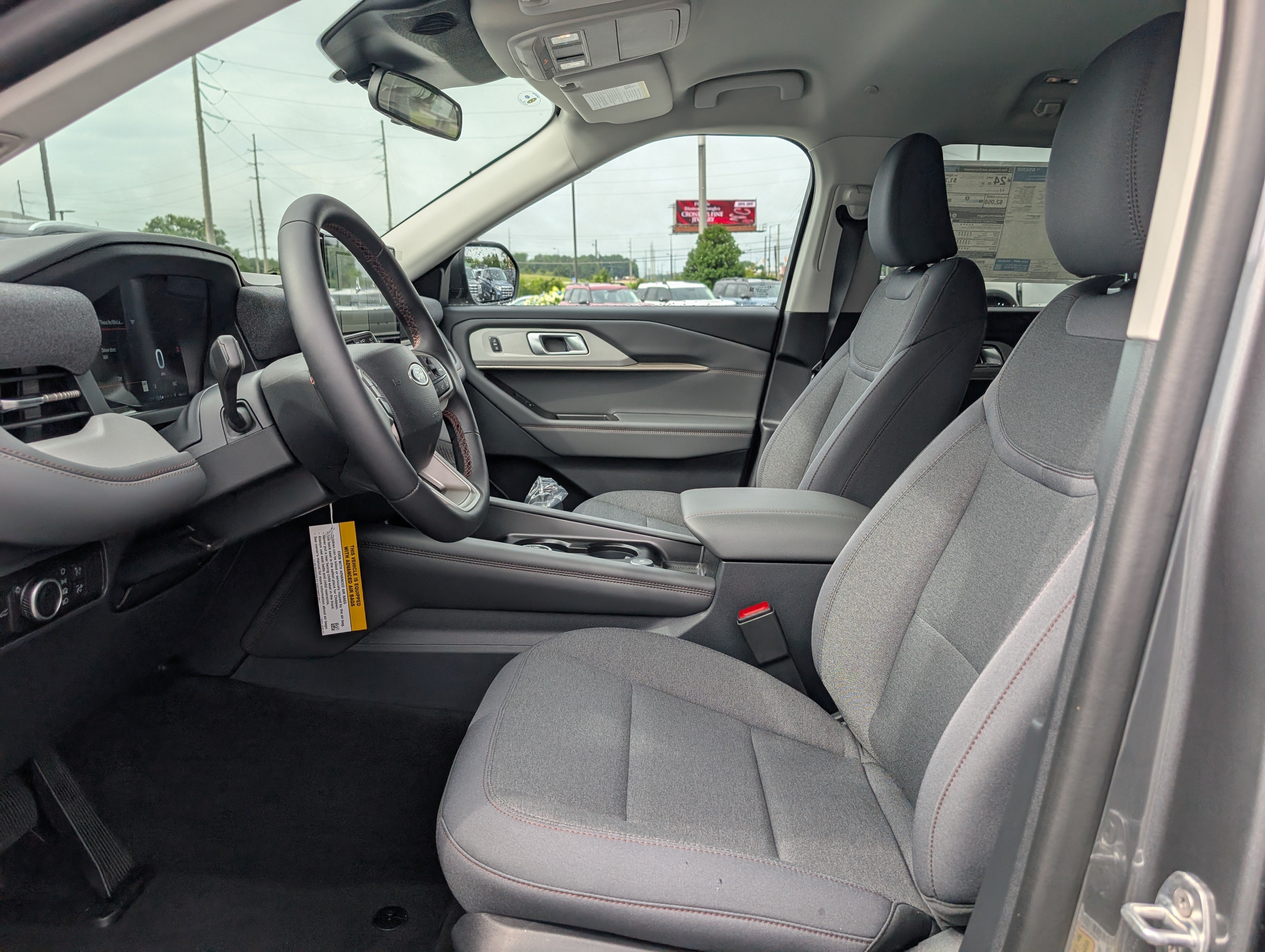New 2026 Ford Explorer Active RWD image 19