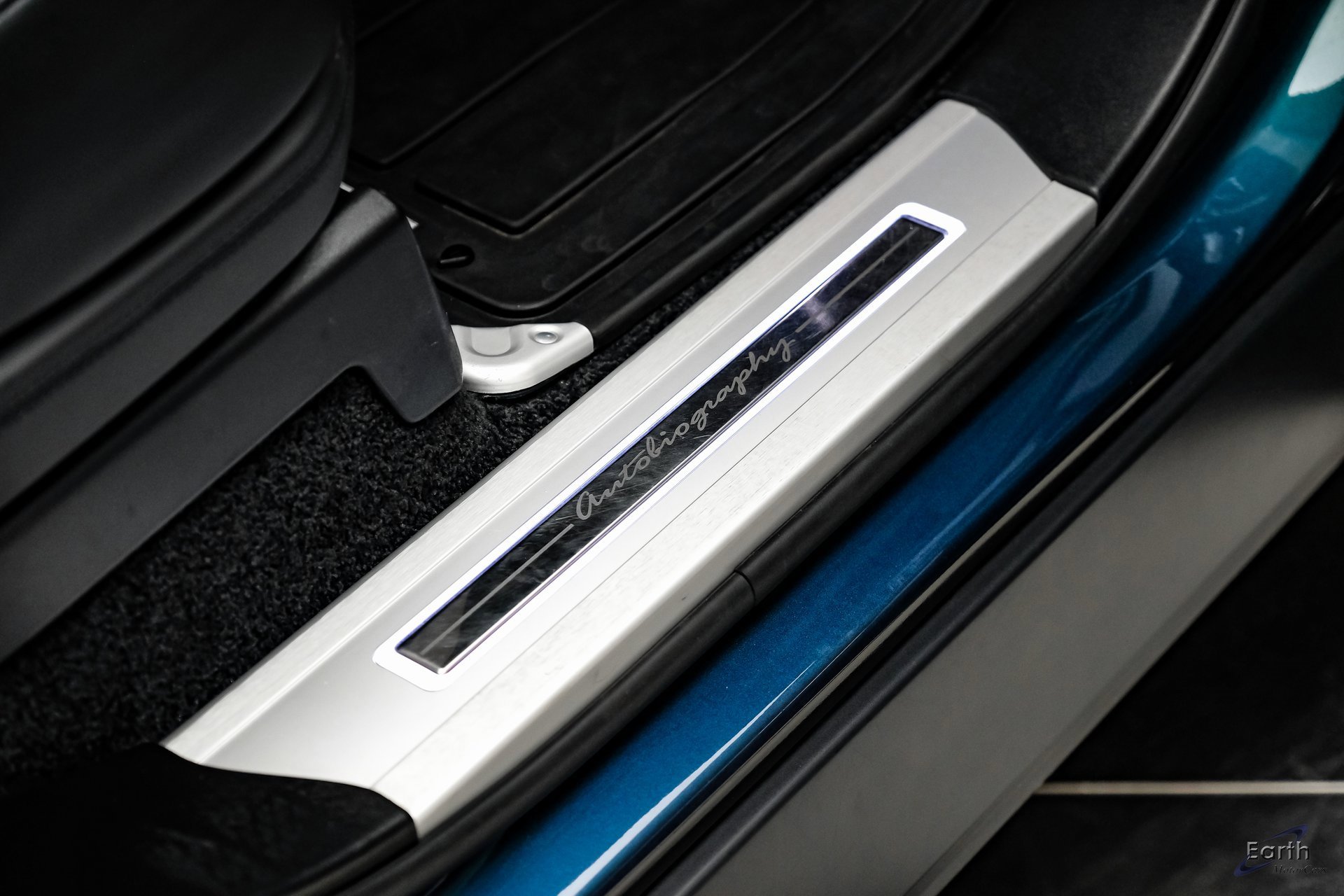 Used 2020 Land Rover Range Rover Autobiography image 45