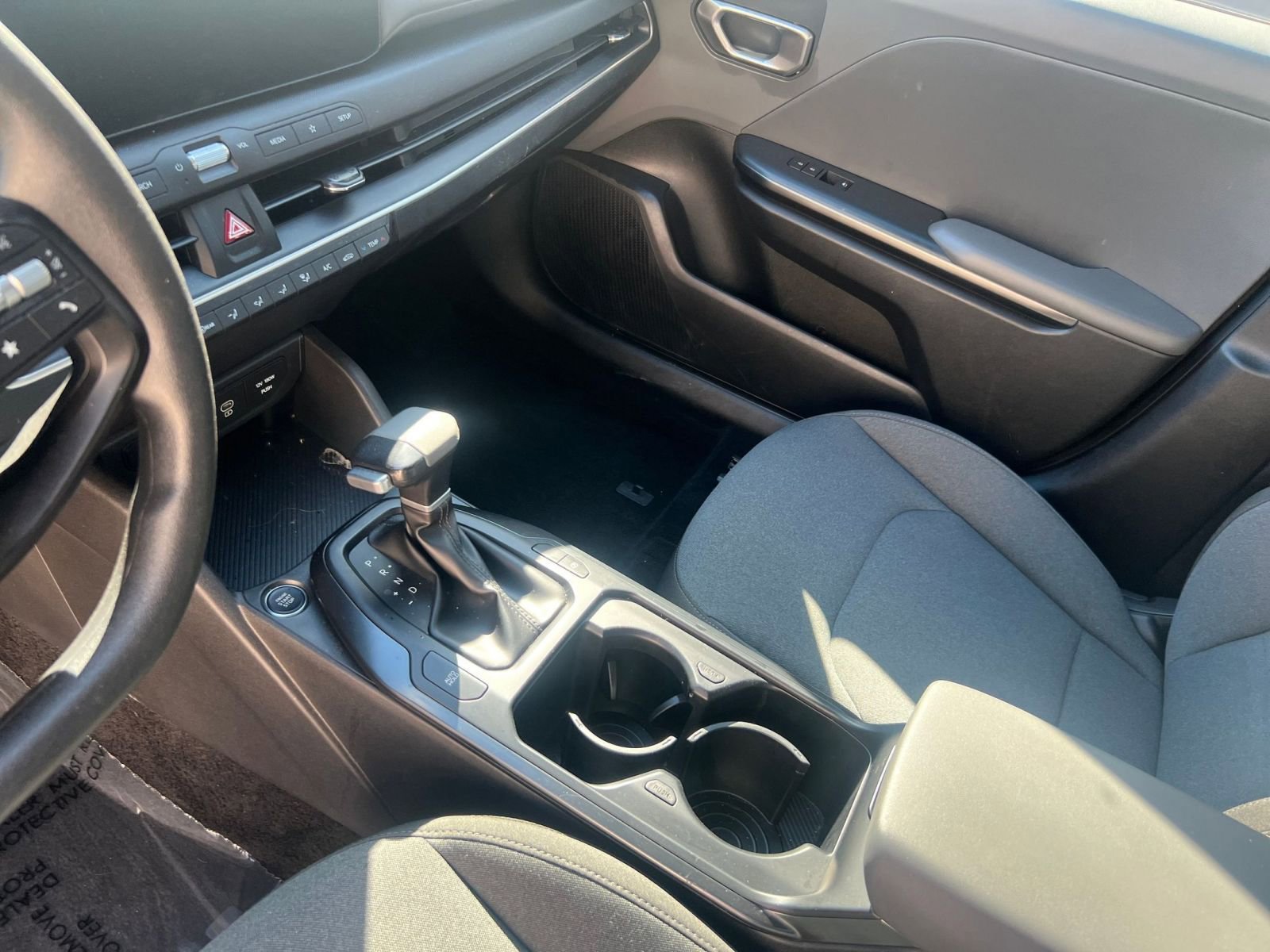 Used 2025 Kia K4 FWD image 36
