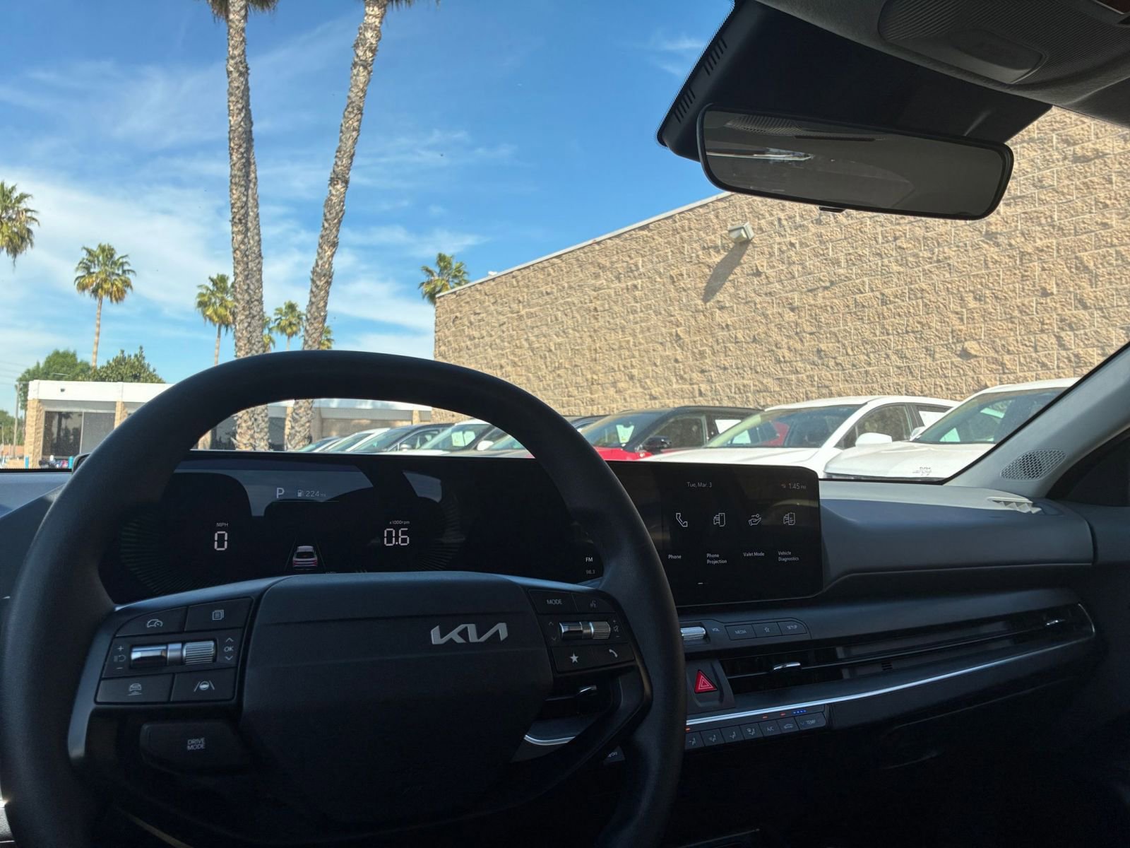 Used 2025 Kia K4 LXS image 34