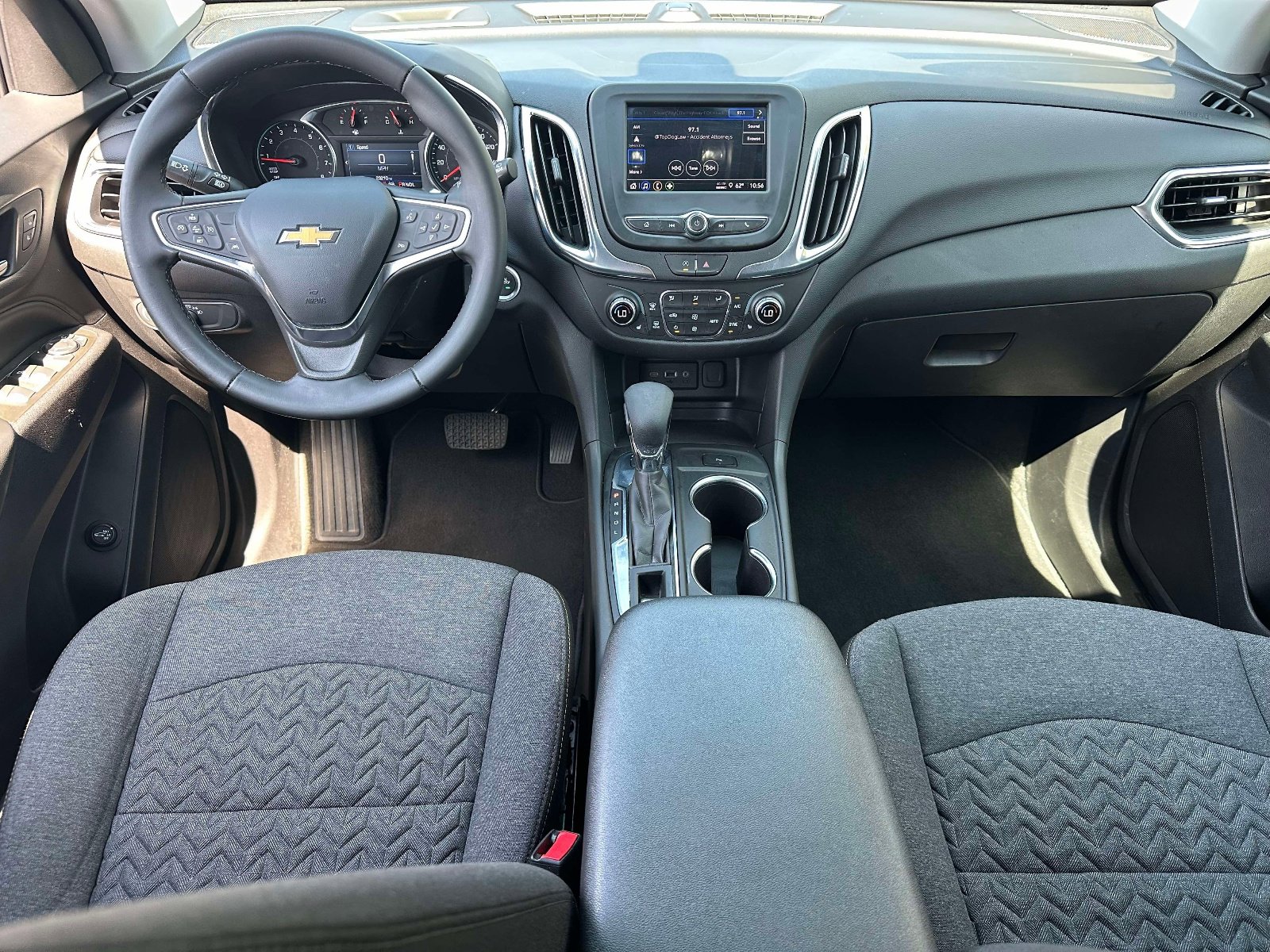 Used 2024 Chevrolet Equinox LT AWD/4WD image 14