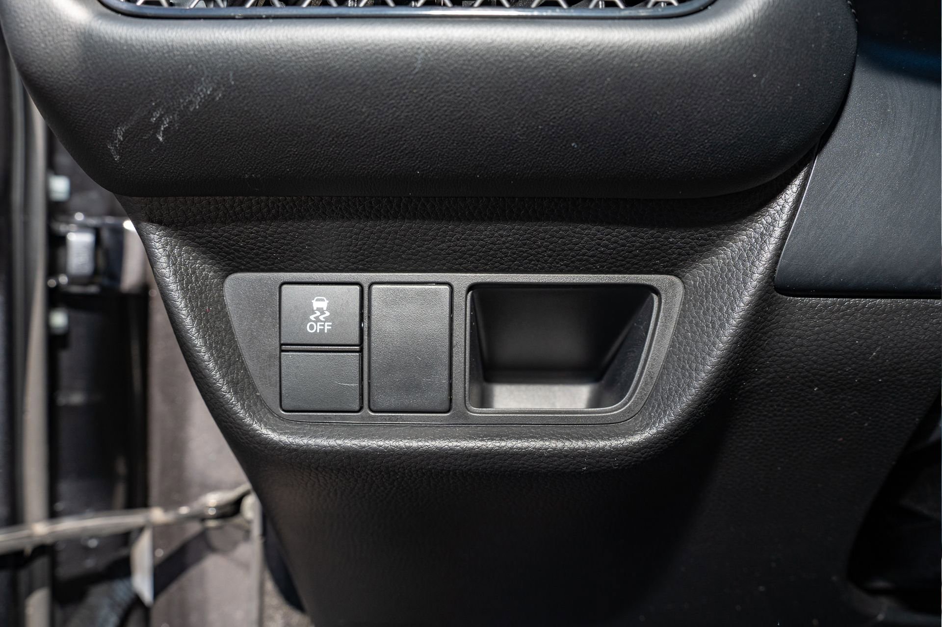 Certified 2023 Honda HR-V EX-L image 29