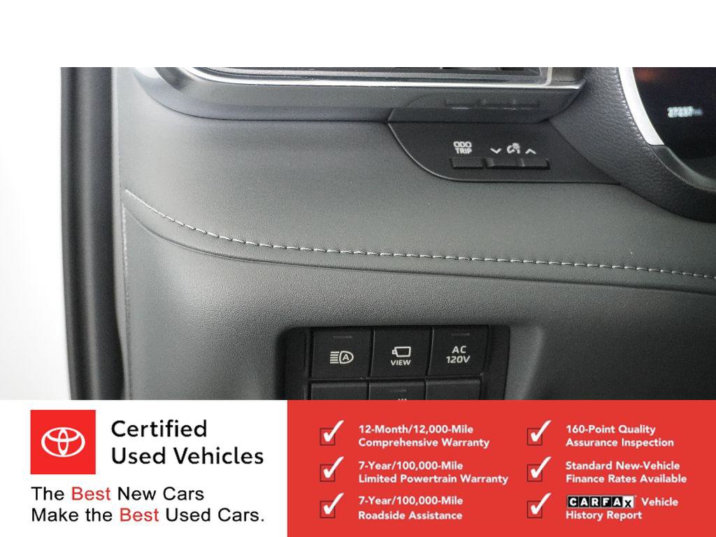 Certified 2025 Toyota Highlander Limited image 16