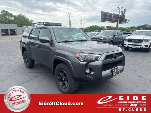 Used 2018 Toyota 4Runner SR5 AWD/4WD image 1
