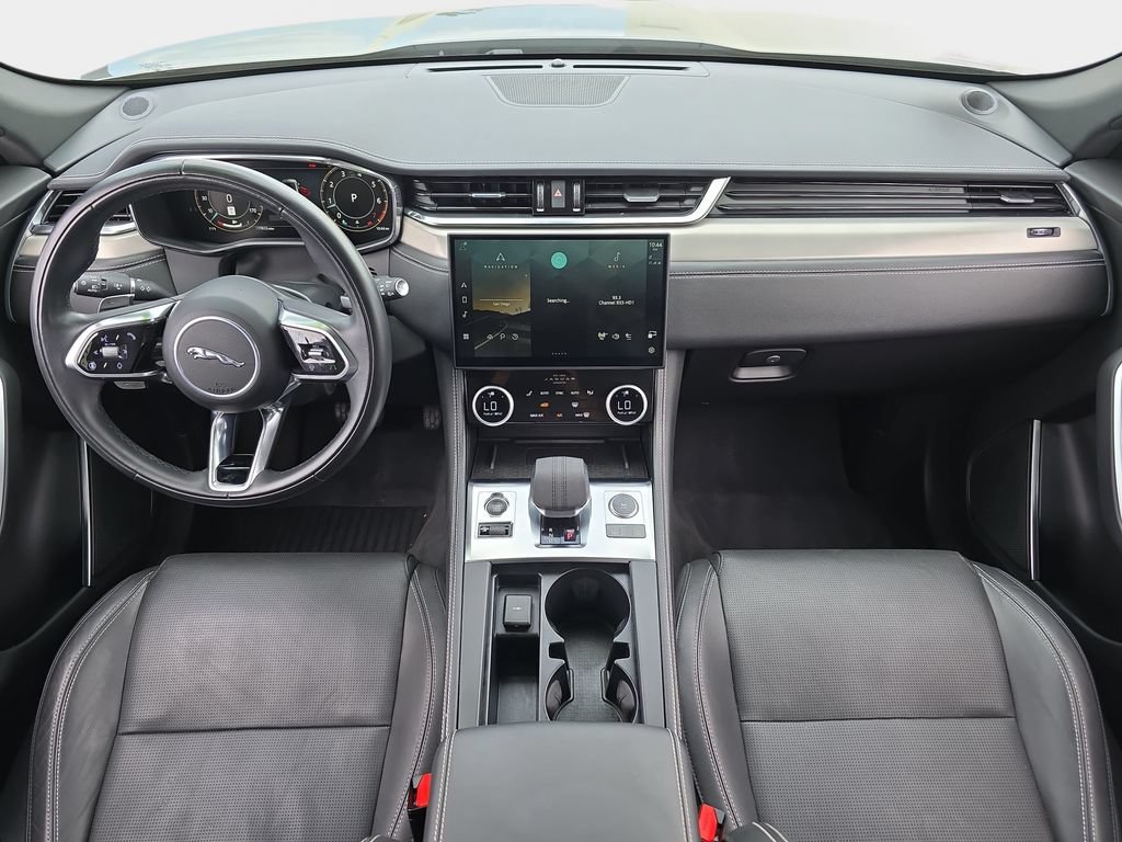 Certified 2025 Jaguar F-PACE R-Dynamic S AWD/4WD image 9