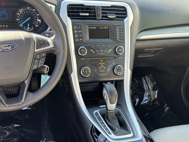 Used 2014 Ford Fusion S image 20