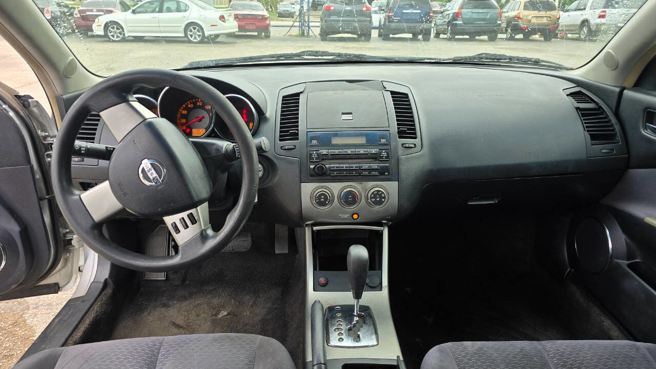Used 2005 Nissan Altima 2.5 S w/ (S02) Side Airbags Pkg FWD image 6