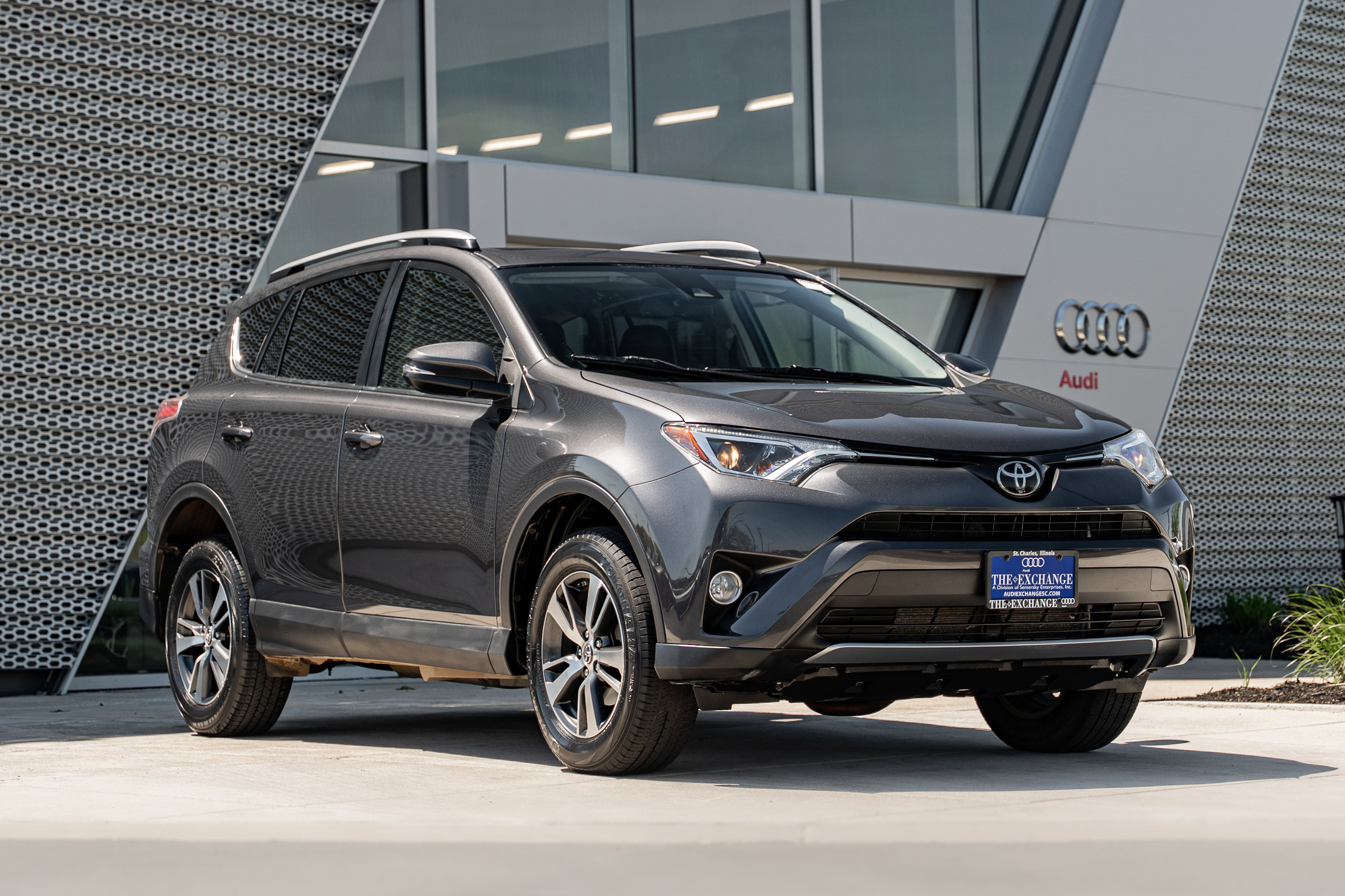 Used 2018 Toyota RAV4 XLE