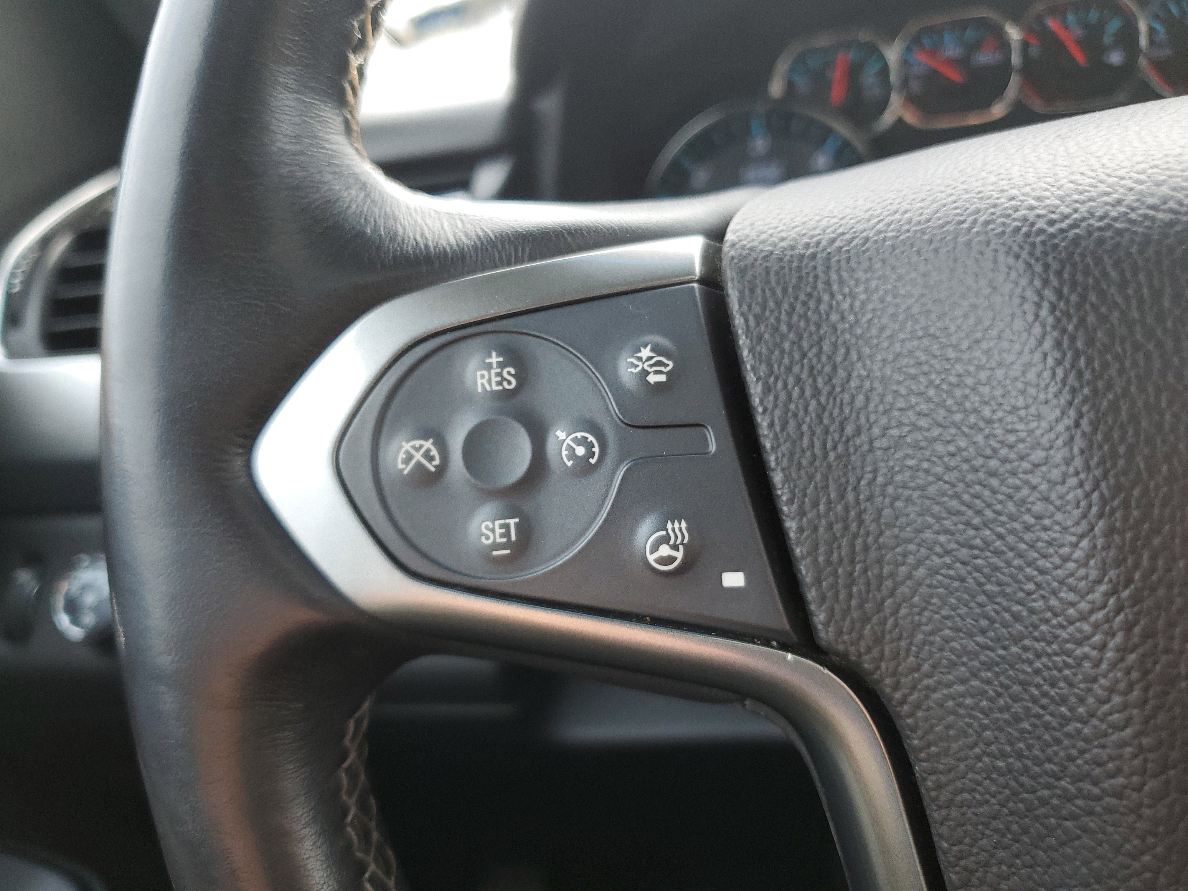 Used 2019 Chevrolet Tahoe LT w/ Luxury Package image 24