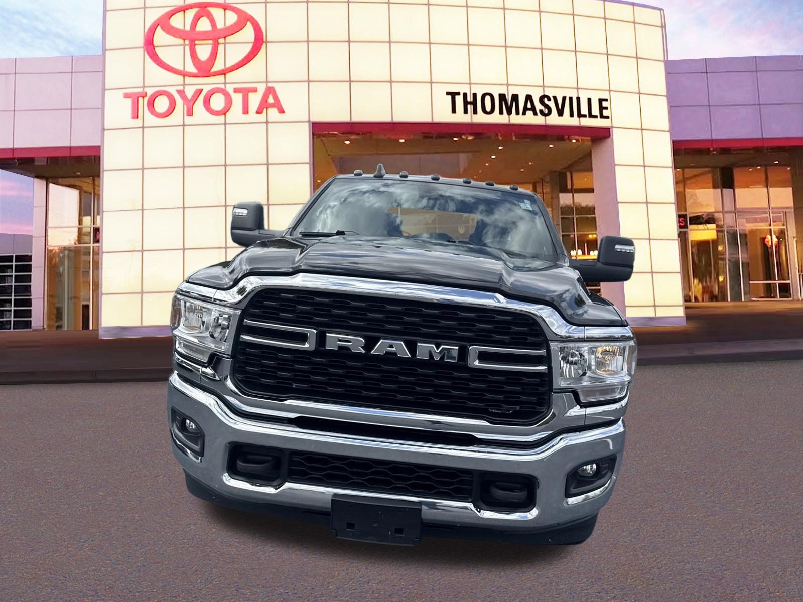 Used 2024 RAM 3500 Big Horn image 2