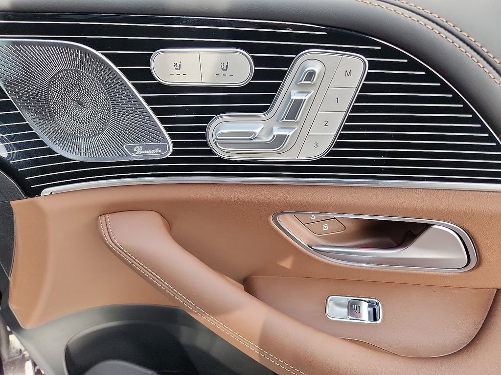 New 2026 Mercedes-Benz GLS 63 AMG 4MATIC image 12