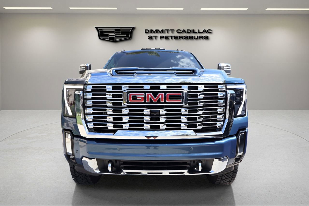 Used 2024 GMC Sierra 2500 Denali w/ Denali Reserve Package AWD/4WD image 8
