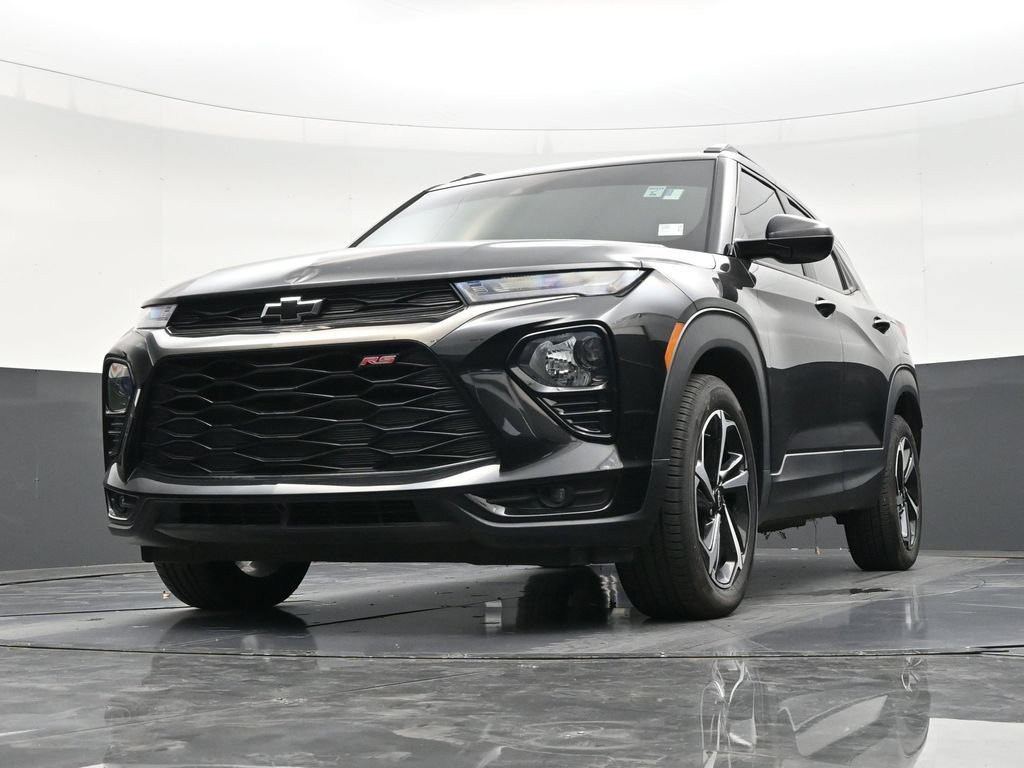 Used 2022 Chevrolet TrailBlazer RS w/ Sun and Liftgate Package FWD image 24