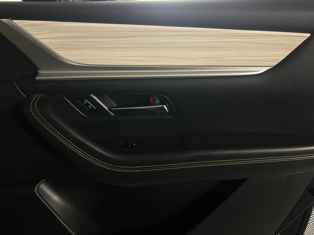 Used 2024 MAZDA CX-90 Plug-In Hybrid w/ Preferred image 32