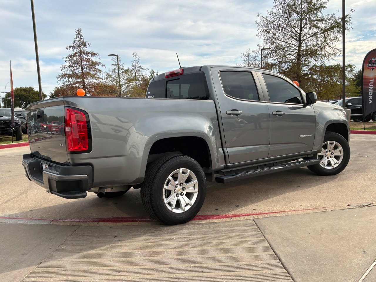 Used 2021 Chevrolet Colorado LT w/ LT Convenience Package RWD image 6