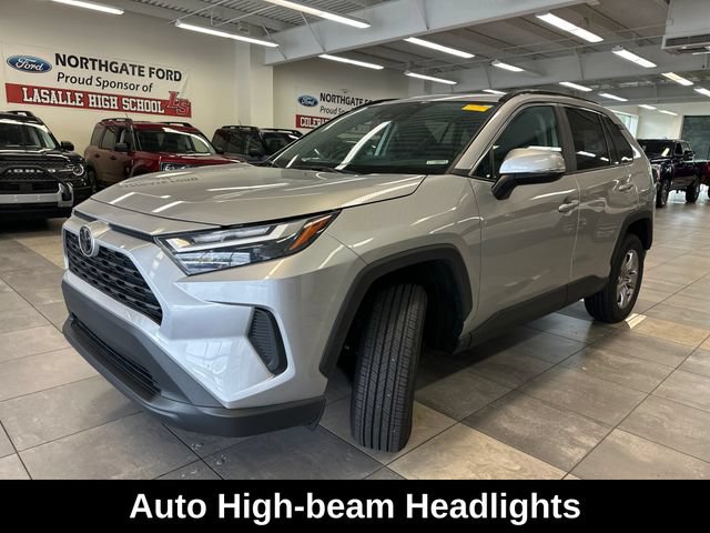 Used 2025 Toyota RAV4 XLE w/ Convenience Package AWD/4WD image 15