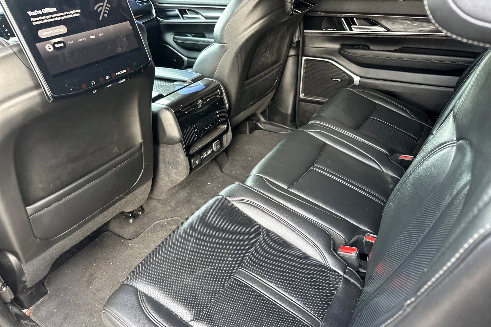 Used 2023 Jeep Wagoneer 4WD w/ Convenience Group I image 14