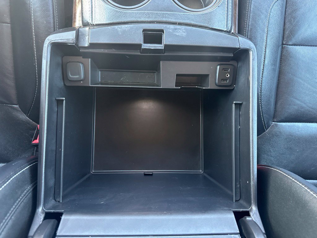 Used 2019 Chevrolet Suburban LT AWD/4WD image 8