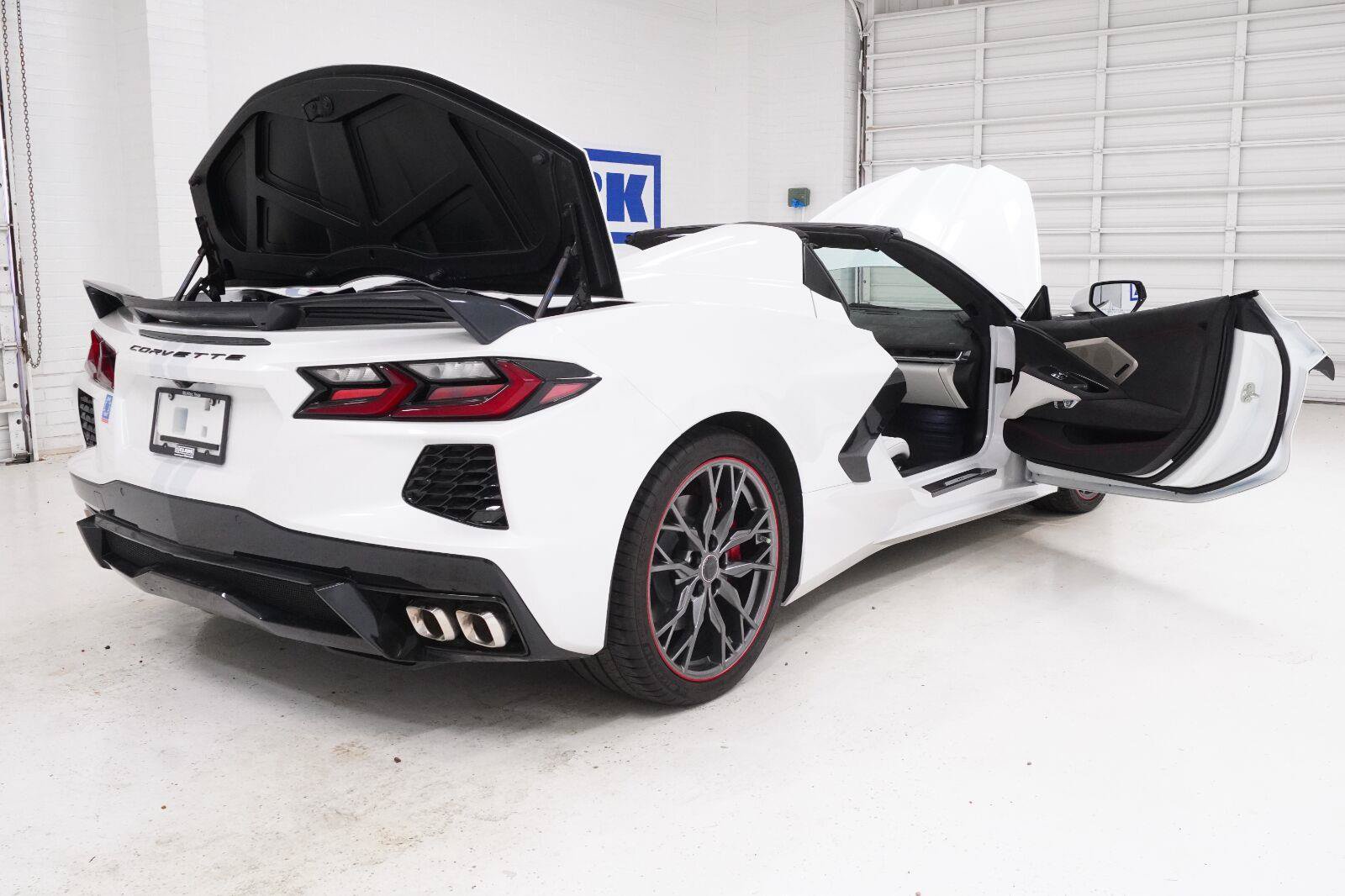 Used 2023 Chevrolet Corvette Stingray Premium Conv RWD image 41