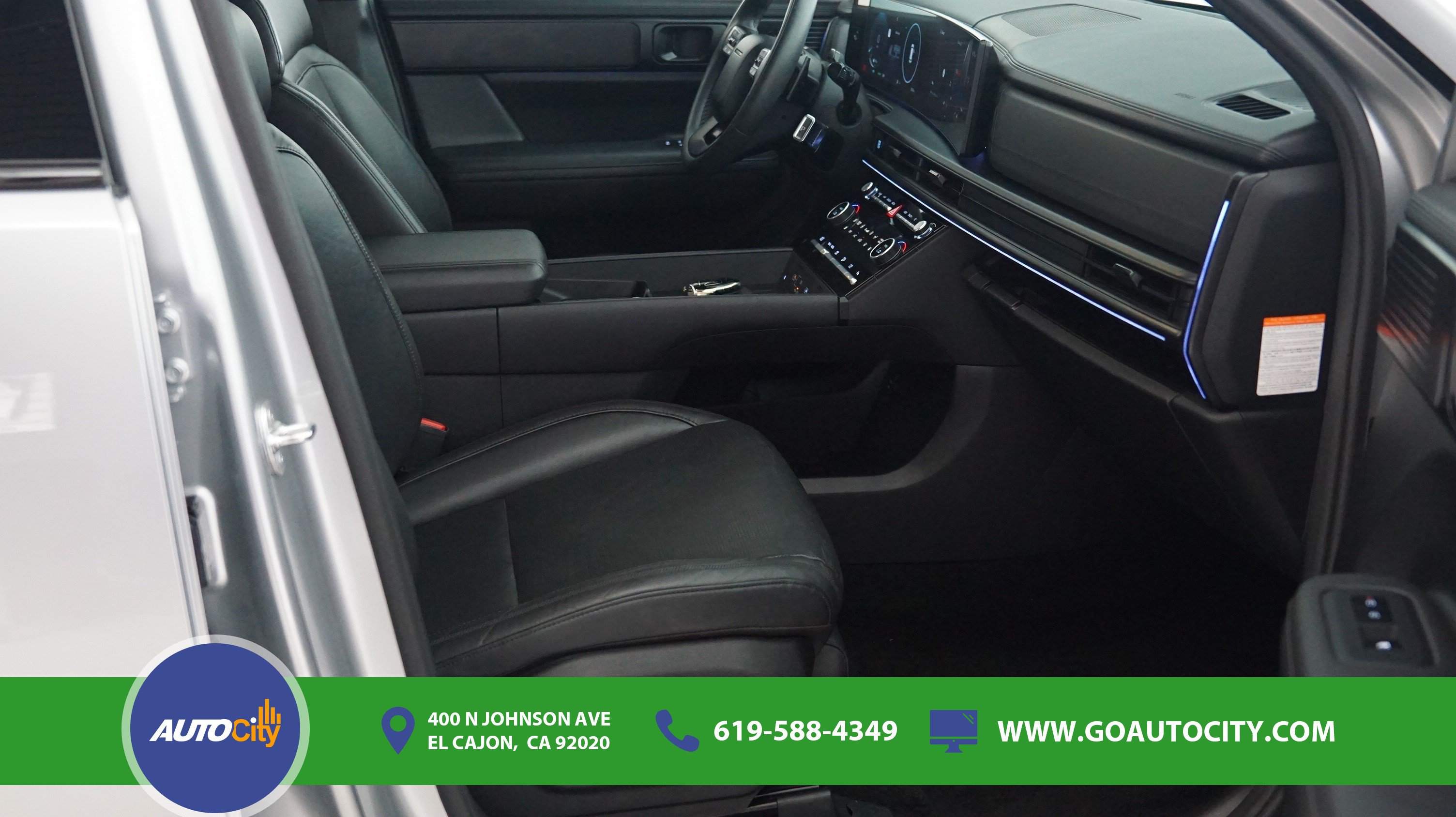 Used 2024 Hyundai Santa Fe Calligraphy AWD/4WD image 8
