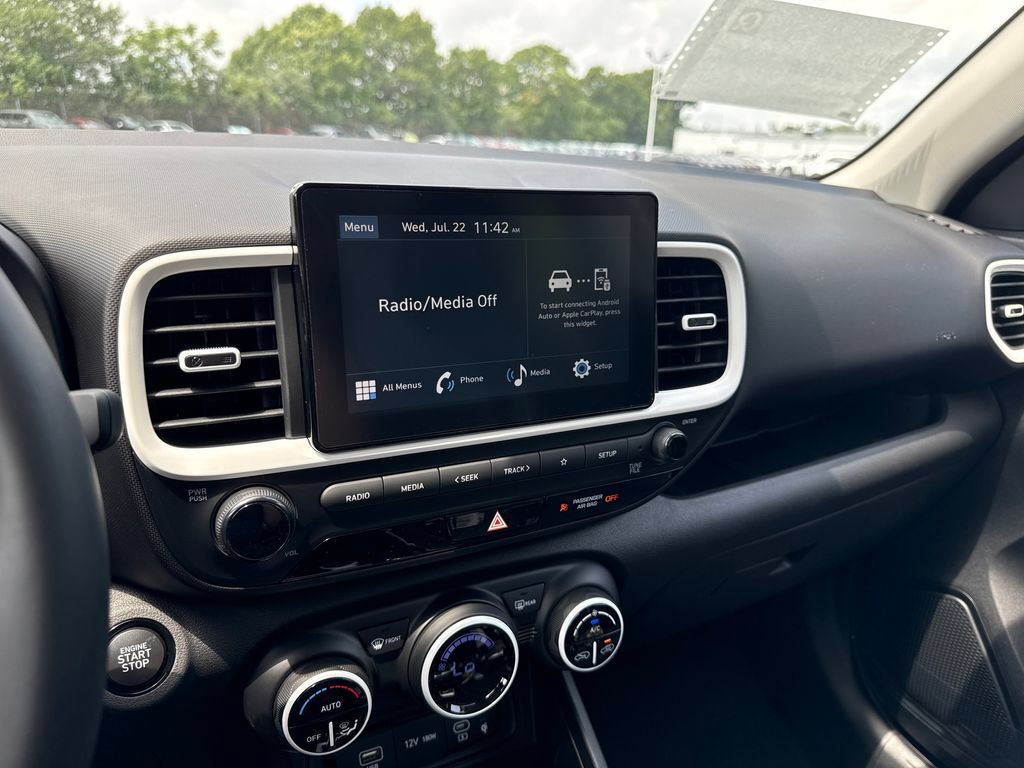 New 2026 Hyundai Venue SEL FWD image 19