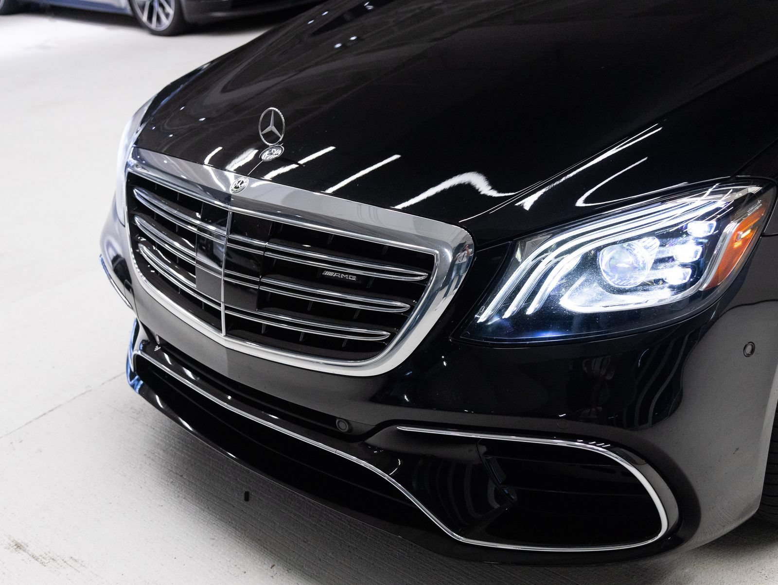 Used 2019 Mercedes-Benz S 63 AMG S 4MATIC Sedan image 33