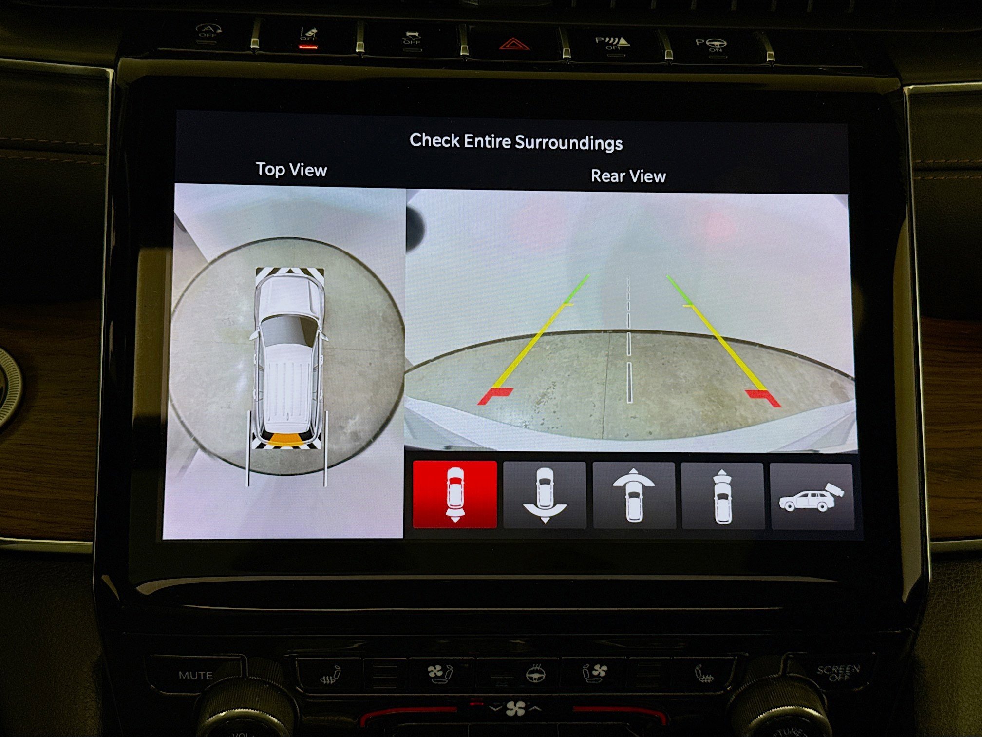 Used 2024 Jeep Grand Cherokee L Summit w/ High Altitude Package image 17