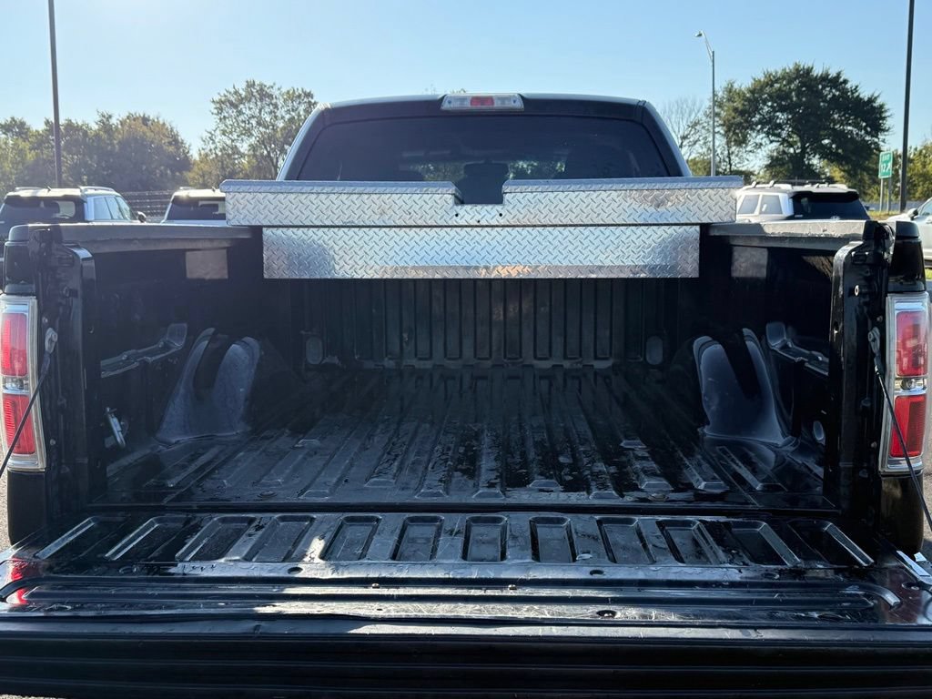 Used 2011 Ford F150 XLT w/ XLT Chrome Pkg AWD/4WD image 7