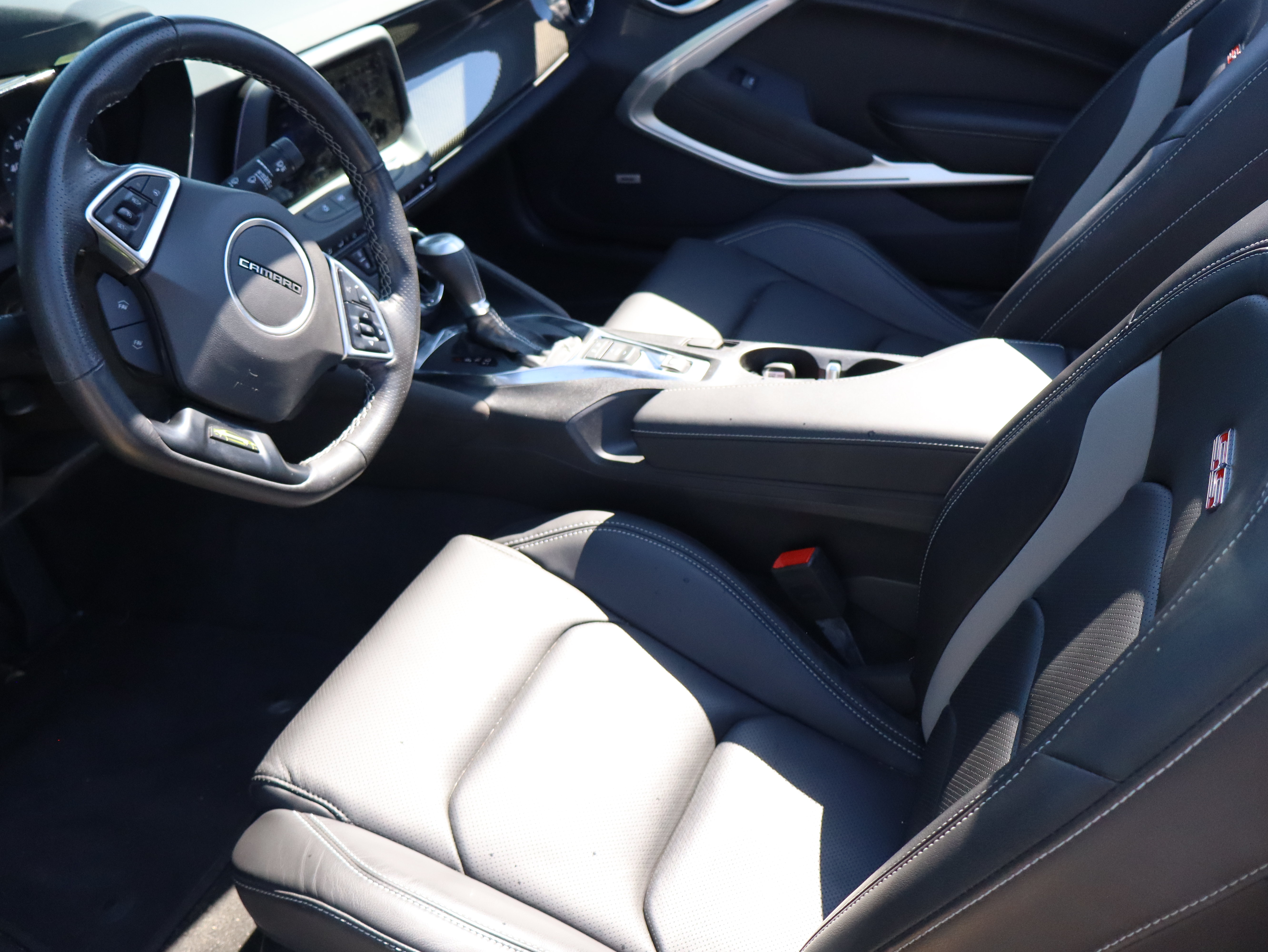 Used 2023 Chevrolet Camaro SS RWD image 11