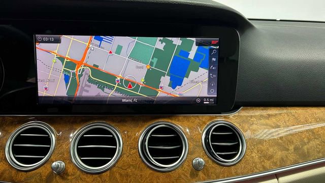 Used 2018 Mercedes-Benz E 300 image 21