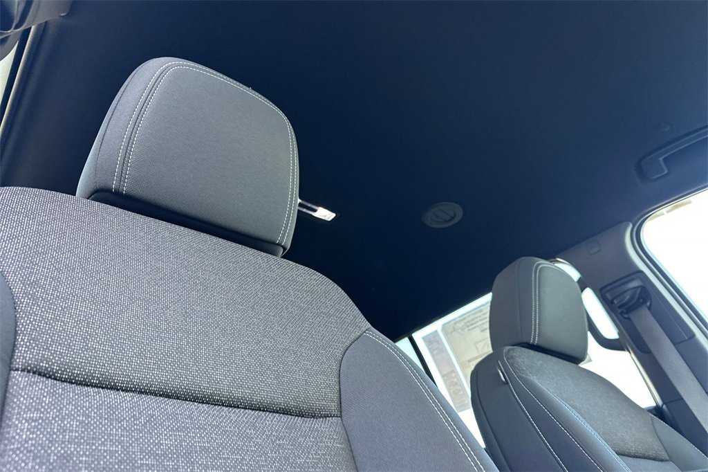 New 2026 Chevrolet Traverse LT w/ LPO, Floor Liner Package image 19