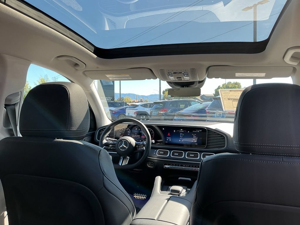 New 2026 Mercedes-Benz GLS 450 4MATIC image 21