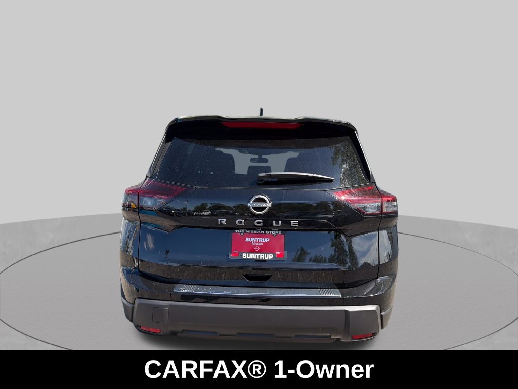 Used 2026 Nissan Rogue SV w/ Cold Weather Package FWD image 4